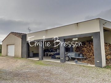 MAISON DE FAMILLE PISCINE ET GRAND TERRAIN A MONTANS 