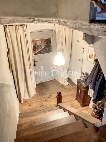 Maison de Charme avec colombages à Puycelsi