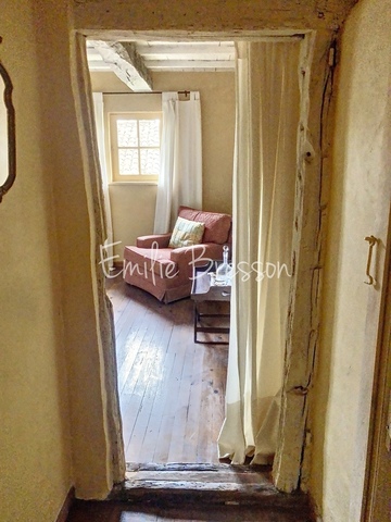 Maison de Charme avec colombages à Puycelsi