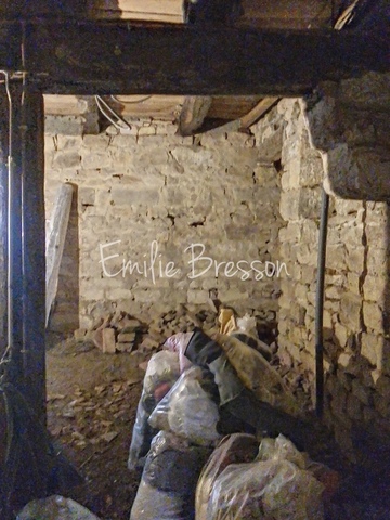 Maison de Charme avec colombages à Puycelsi