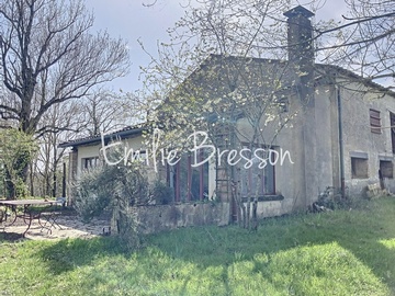 MAISON DE CAMPAGNE A RECONSTRUIRE