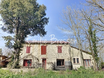 MAISON CALME DE CAMPAGNE A RENOVER AVEC GRANDE PISCINE !