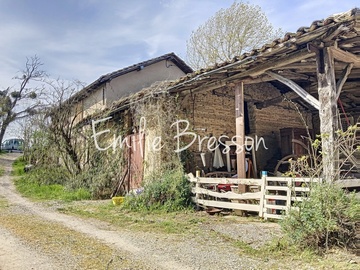 MAISON DE CAMPAGNE A RECONSTRUIRE