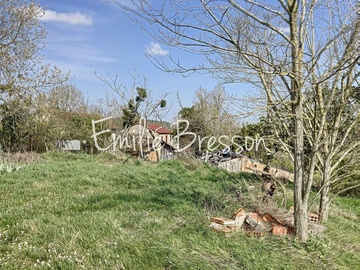 MAISON CALME DE CAMPAGNE A RENOVER AVEC GRANDE PISCINE !