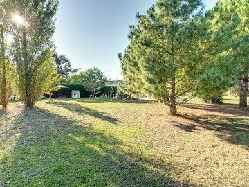 MAISON DE FAMILLE A BRENS AVEC GRAND TERRAIN, PISCINE , STUDIO ET DOUBLE GARAGE!