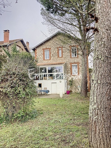 MAISON ANNEES 30 CENTRE VILLE 