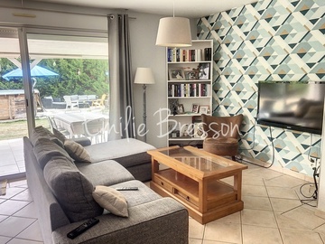 MAISON DES ANNEES 2000 AVEC 2250 M²DE TERRAIN 