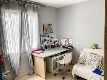MAISON DES ANNEES 2000 AVEC 2250 M²DE TERRAIN 