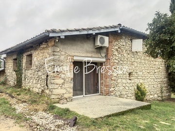 ANCIENNE BERGERIE A LA CAMPAGNE